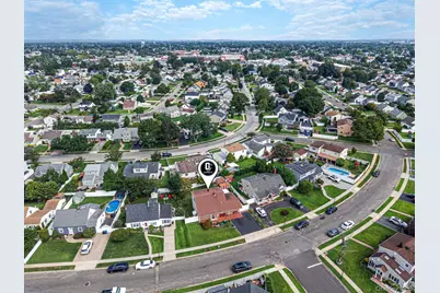 60 Academy Lane, Levittown, NY 11756 - Photo 6