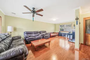 60 Academy Ln, Levittown, NY 11756 - Photo 18