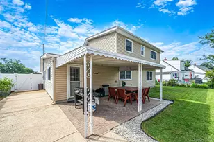 60 Academy Ln, Levittown, NY 11756 - Photo 38