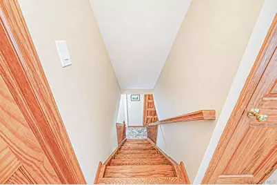 60 Academy Lane, Levittown, NY 11756 - Photo 26
