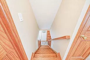 60 Academy Ln, Levittown, NY 11756 - Photo 26