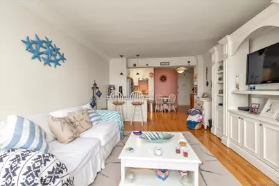 1 E Broadway #6A, Long Beach, NY 11561 - Photo 2