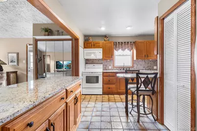 42 Stewart Avenue, Bethpage, NY 11714 - Photo 12
