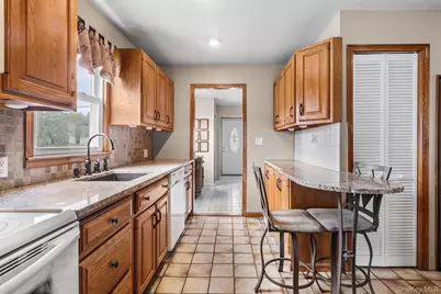 42 Stewart Avenue, Bethpage, NY 11714 - Photo 10