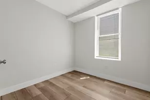 910 E 226th St, Bronx, NY 10466 - Photo 12