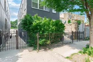 910 E 226th St, Bronx, NY 10466 - Photo 2