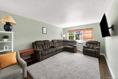 235 E 237th Street, Bronx, NY 10470 - Photo 16