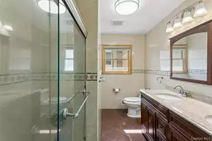 1031 Fordham Ln, Woodmere, NY 11598 - Photo 14