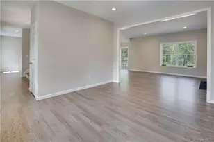 10 Red Oaks Mill Rd, Poughkeepsie, NY 12603 - Photo 10