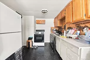 461 S 1st Ave, Mount Vernon, NY 10550 - Photo 24