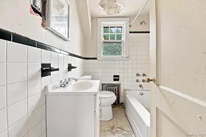 461 S 1st Avenue, Mount Vernon, NY 10550 - Photo 22
