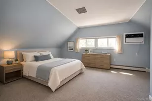 162 Twin Ln N, Wantagh, NY 11793 - Photo 12