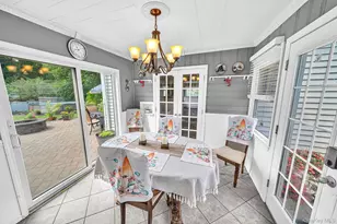 19 Ridgeley Rd, Smithtown, NY 11787 - Photo 20