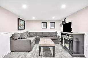 19 Ridgeley Rd, Smithtown, NY 11787 - Photo 32