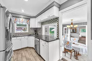 19 Ridgeley Rd, Smithtown, NY 11787 - Photo 18