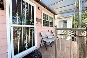 25-18 82nd St, Jackson Heights, NY 11370 - Photo 2