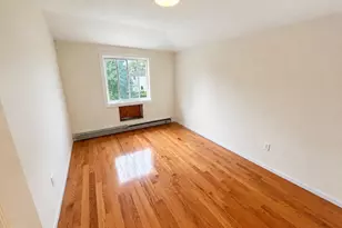 162-21 N Conduit Ave, Jamaica, NY 11434 - Photo 6