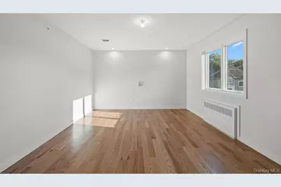 466 W Central Avenue #212, Monsey, NY 10977 - Photo 12