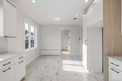 466 W Central Avenue #212, Monsey, NY 10977 - Photo 14