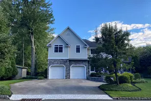 182 Elizabeth St, Pearl River, NY 10965 - Photo 2