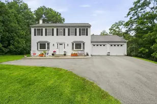 20 Cary Rd, Hyde Park, NY 12538 - Photo 2