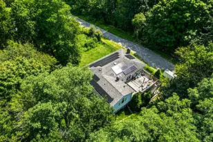 136 Woodhull Rd, Huntington, NY 11743 - Photo 4