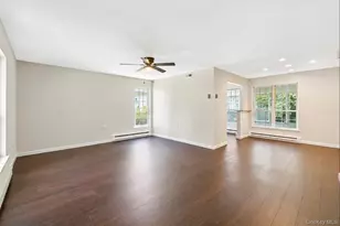 232 Belfast Ln, Ridge, NY 11961 - Photo 2