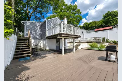 18 Oceanview Avenue, Farmingville, NY 11738 - Photo 16