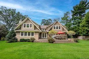 18 Grn Mdw Ln, Huntington, NY 11743 - Photo 44