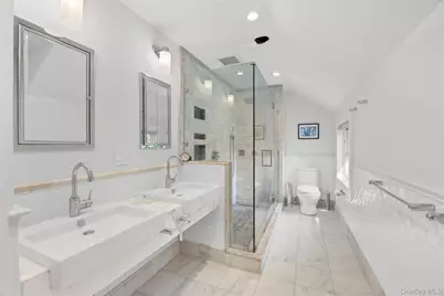 18 Green Meadow Lane, Huntington, NY 11743 - Photo 26