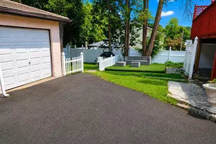 98 Bushey Ave, Yonkers, NY 10710 - Photo 30
