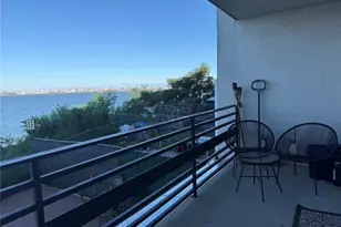 114-01 Taipei Ct, College Point, NY 11356 - Photo 8
