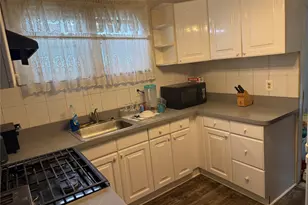 24 Washington Ave, Amityville, NY 11701 - Photo 6