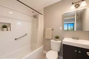 135-46 Grand Central Pkwy, Briarwood, NY 11435 - Photo 16
