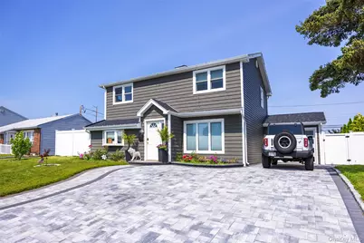 4185 Harriet Road, Bethpage, NY 11714 - Photo 2