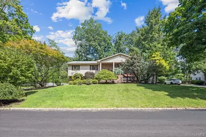 44 Palisades Court, Pomona, NY 10970 - Photo 2