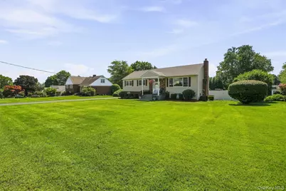 53 Greenwood Lane, Valhalla, NY 10595 - Photo 4