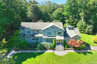 19 Sparrow Lane, Huntington, NY 11743 - Photo 1