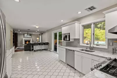 15 Parkside Court, Pomona, NY 10970 - Photo 12