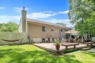 4 Witmer Ct, Islandia, NY 11749 - Photo 28
