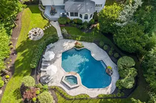 16 Marget Ann Ln, Suffern, NY 10901 - Photo 2