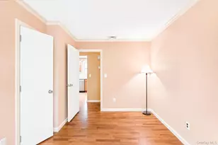 25 Rosedale Rd, Sound Beach, NY 11789 - Photo 8