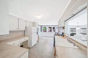 131 Quaker Path, East Setauket, NY 11733 - Photo 6