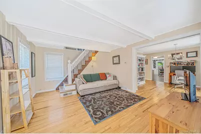 131 Quaker Path, East Setauket, NY 11733 - Photo 2