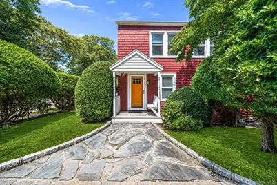 131 Quaker Path, East Setauket, NY 11733 - Photo 1