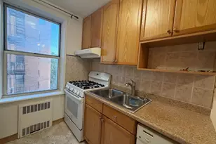 65-10 108th St, Forest Hills, NY 11375 - Photo 24