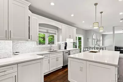 2 Belmar Court, Suffern, NY 10901 - Photo 16