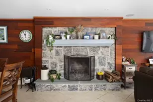 25 West 10th Road, Broad Channel, NY 11693 - Photo 4