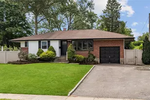 42 Rita Crescent, Commack, NY 11725 - Photo 26