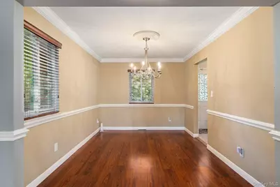 73 Town House Drive, Massapequa Park, NY 11762 - Photo 8